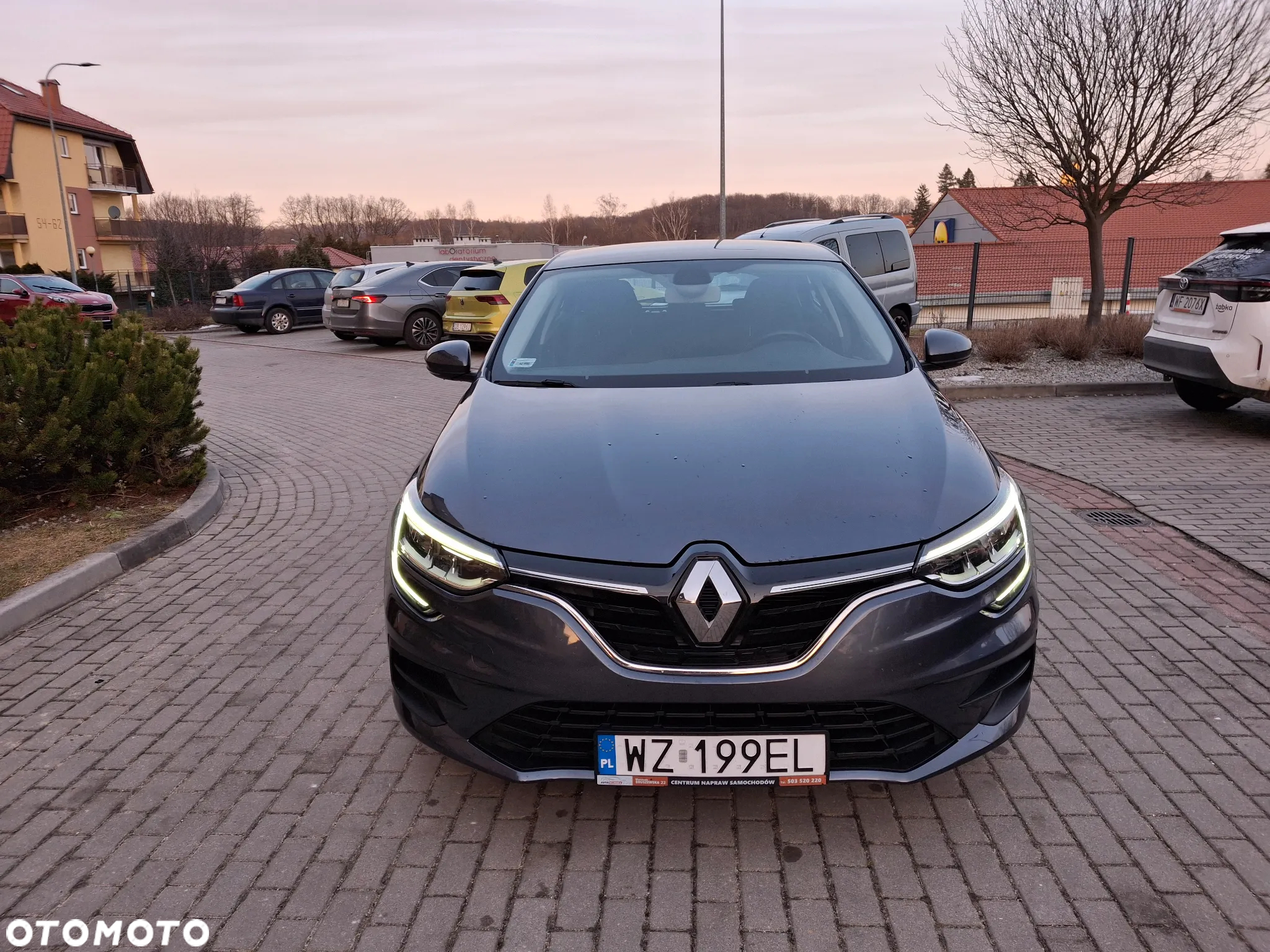 Renault Megane 1.3 TCe FAP Business - 7