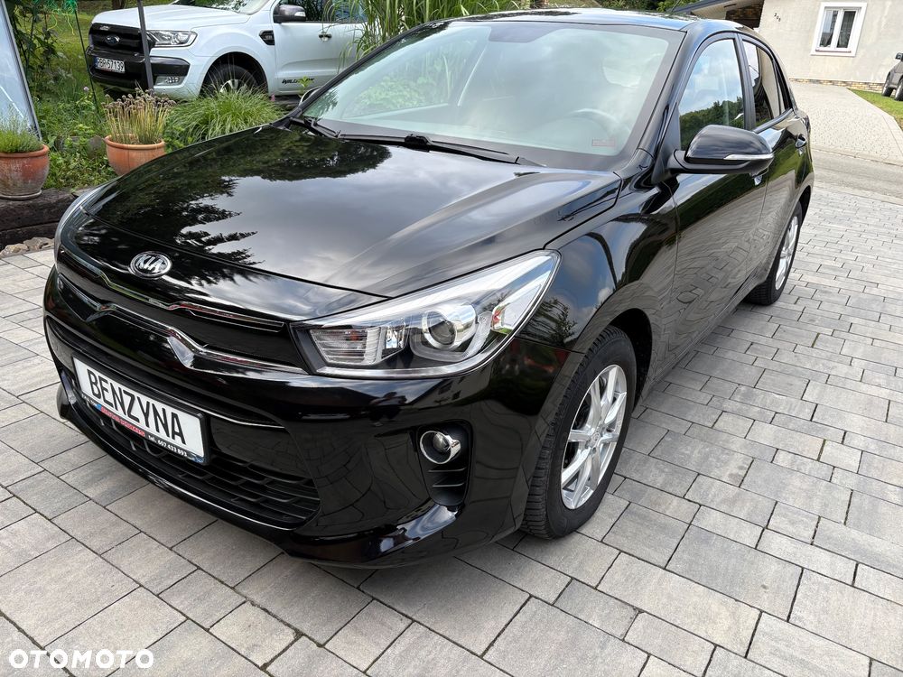 Kia Rio - 1