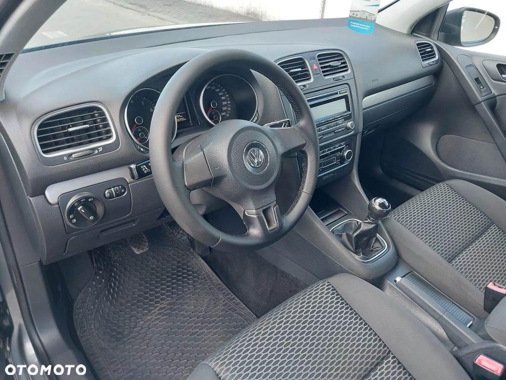 Volkswagen Golf 1.6 Team - 10