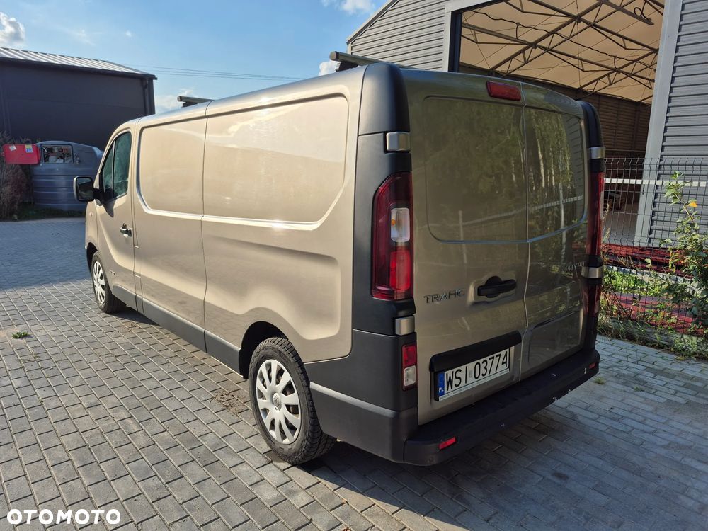 Renault TRAFIC - 6