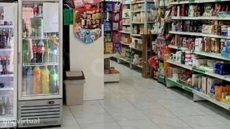 LOJA BOTICA 70 m2