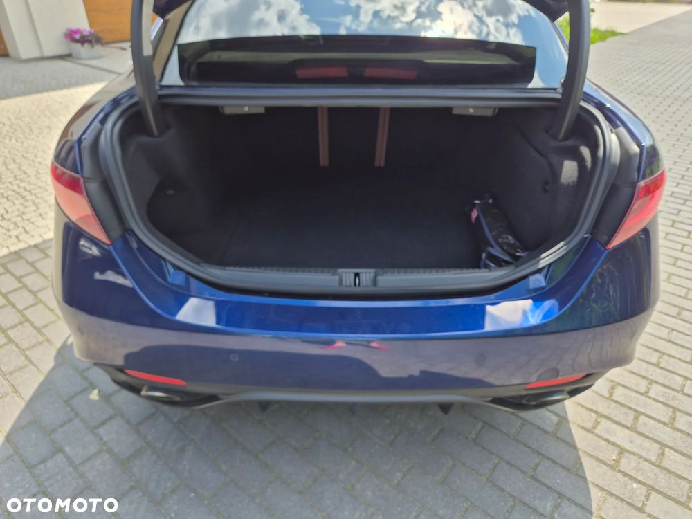 Alfa Romeo Giulia 2.0 Turbo Veloce - 5