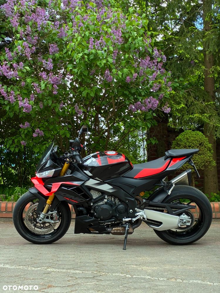 Aprilia Tuono - 4