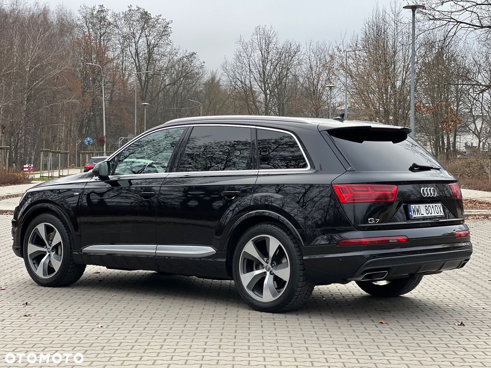 Audi Q7 - 13
