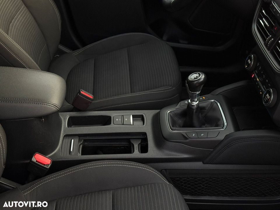 Ford Kuga 1.5 EcoBoost FWD Titanium - 23