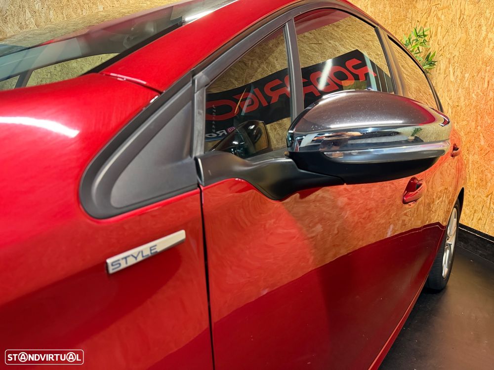 Peugeot 208 82 PureTech Style - 23