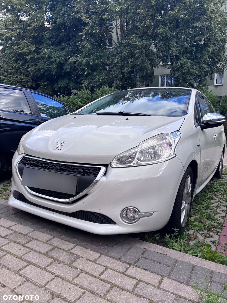 Peugeot 208 1.2 PureTech Style - 1