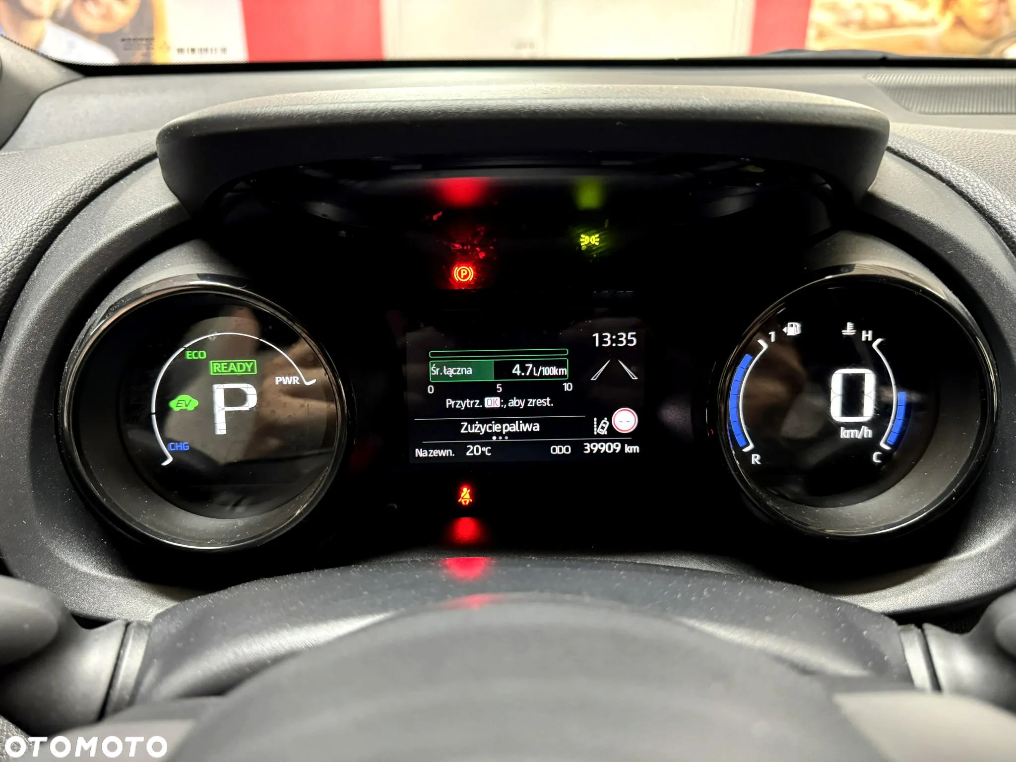 Toyota Yaris Hybrid 1.5 Selection Style - 18
