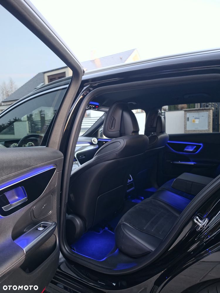 Mercedes-Benz Klasa C 200 d 9G-TRONIC AMG Line - 32