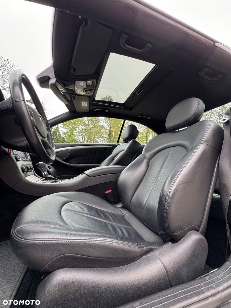 Mercedes-Benz CLK - 14