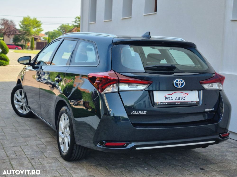 Toyota Auris 1.8 VVT-i Automatik Style Selection - 6