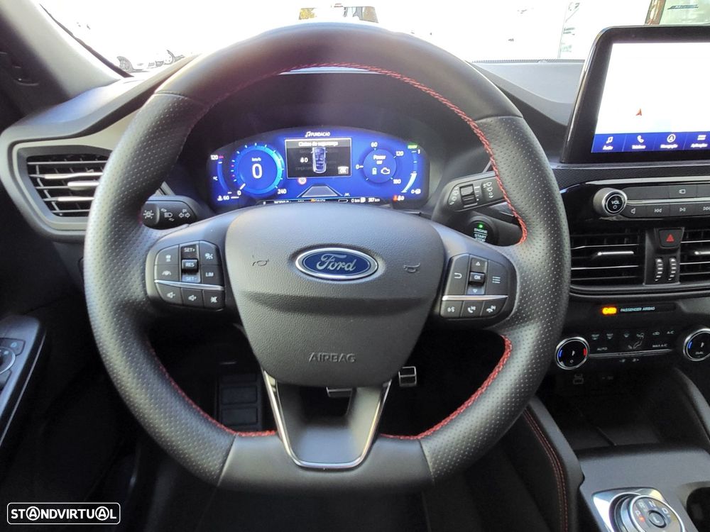 Ford Kuga - 12