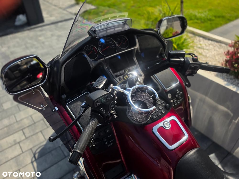 Honda GL - 16