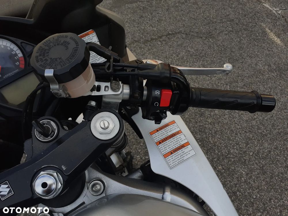 Suzuki SV - 11