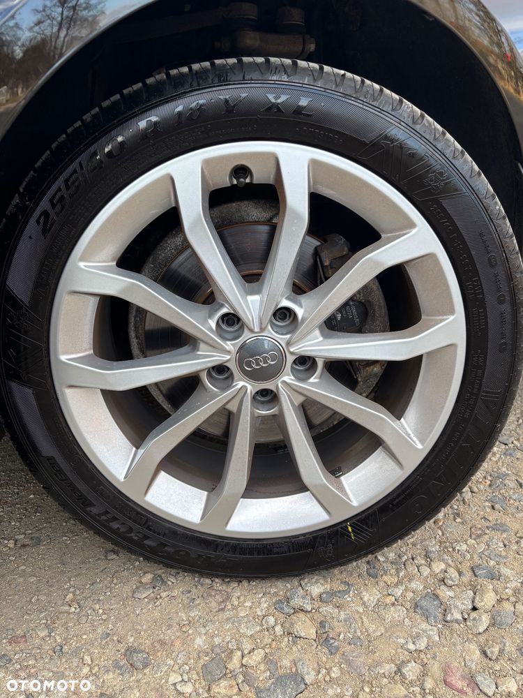 Audi A4 Avant 35 TDI S tronic - 20