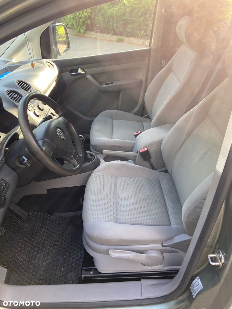 Volkswagen Caddy - 19