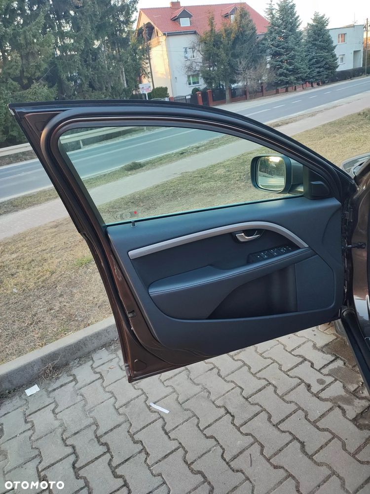 Volvo XC 70 D5 AWD Summum - 27