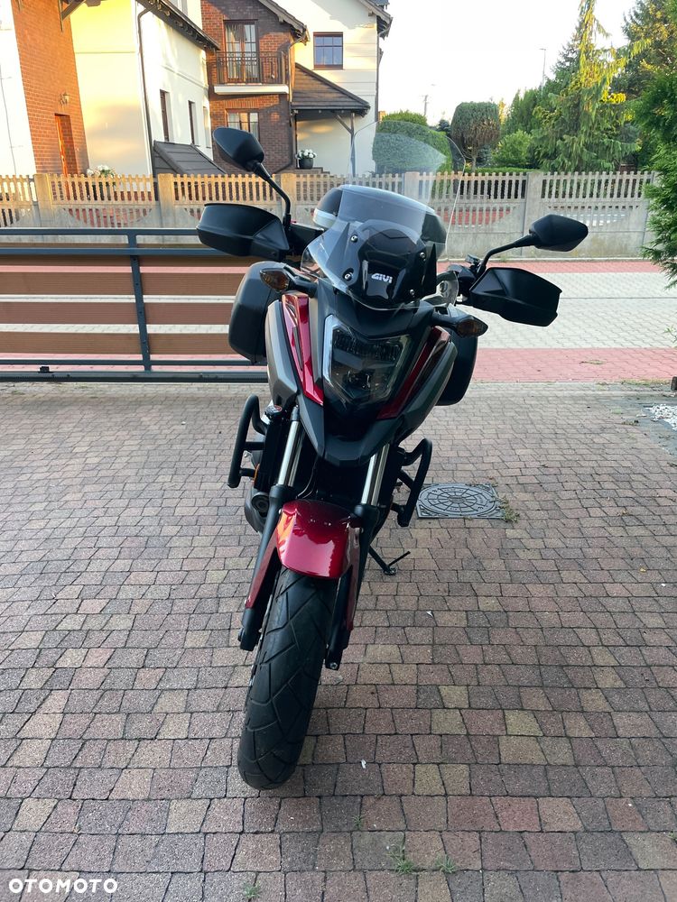 Honda NC - 16