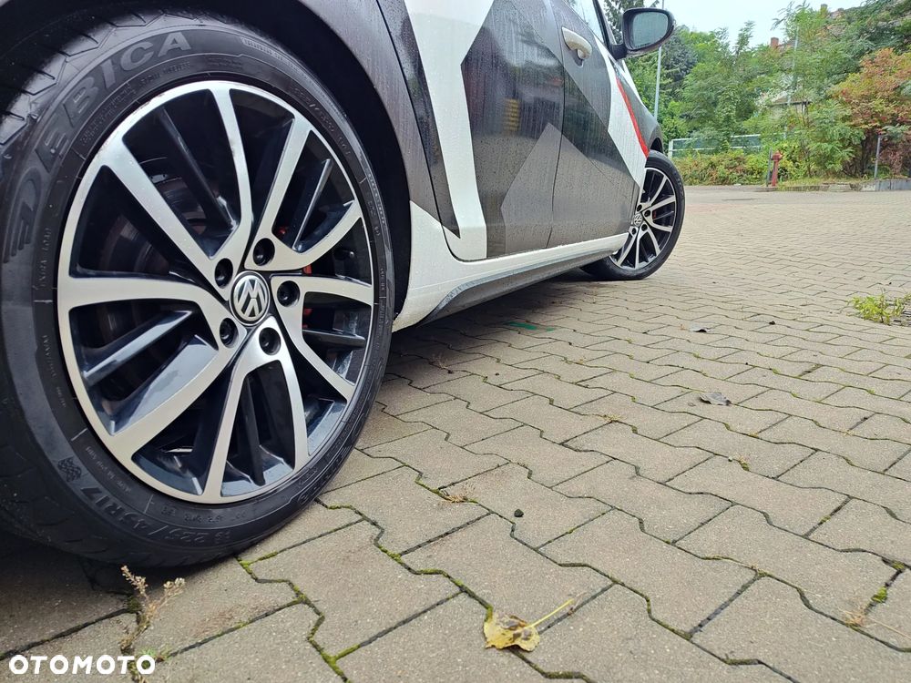 Volkswagen Golf VI 2.0 TSI GTI - 9