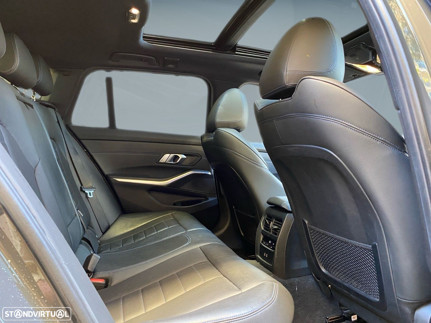 BMW 330 e Touring Pack M Auto - 20