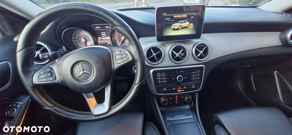 Mercedes-Benz GLA 200 (CDI) d 4-Matic - 11