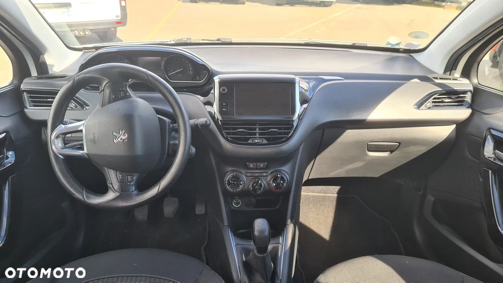 Peugeot 208 Blue-HDi 100 Stop&Start Style - 7