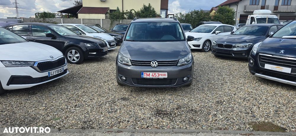 Volkswagen Touran - 1
