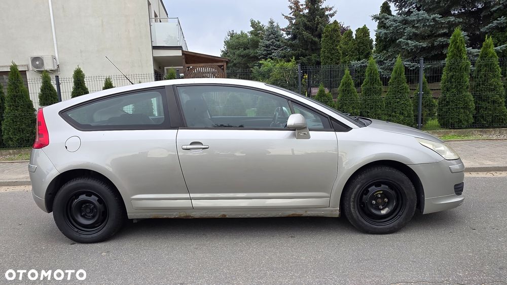 Citroen C4 2009 photo 2