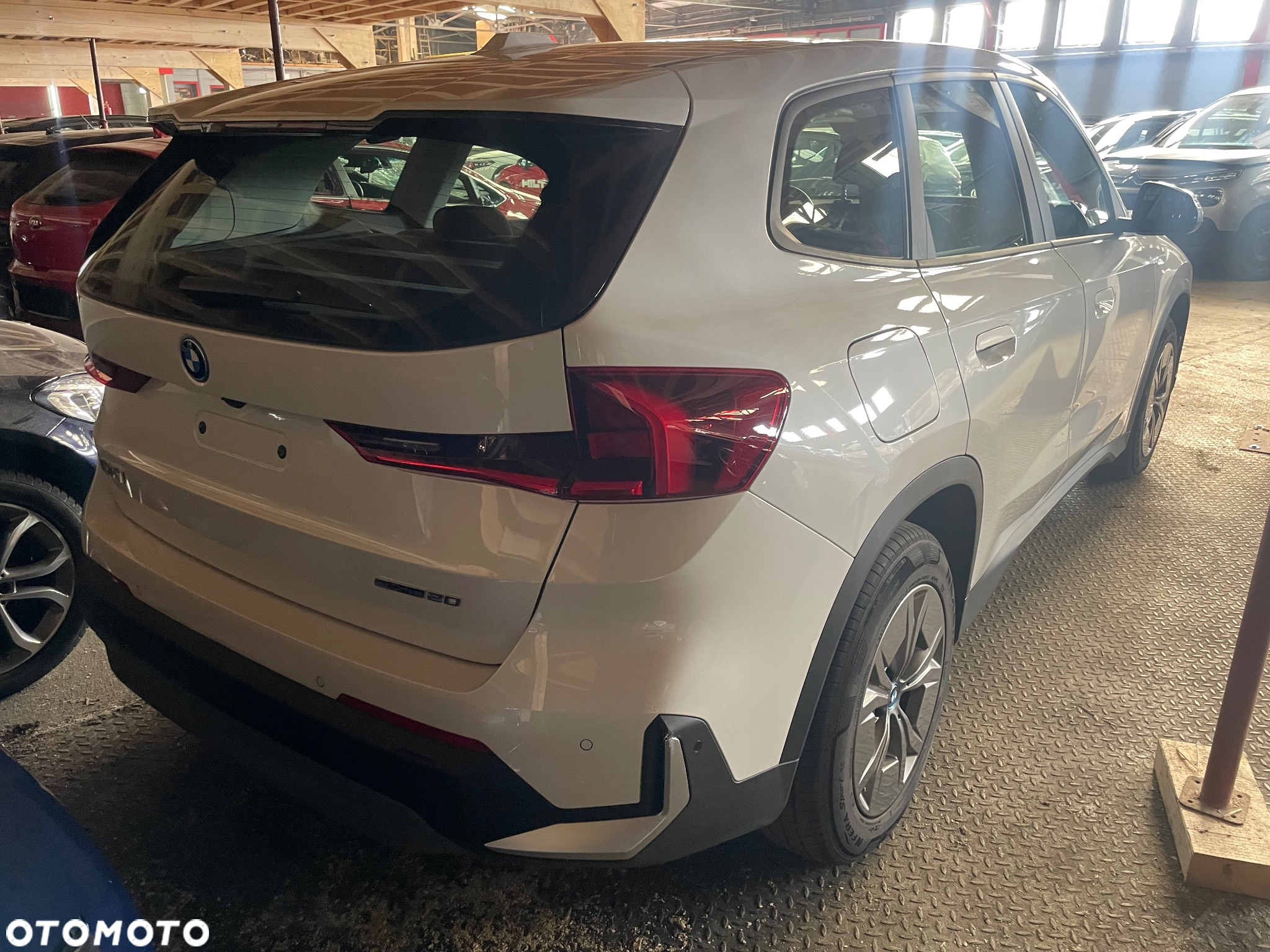 BMW iX1 - 3