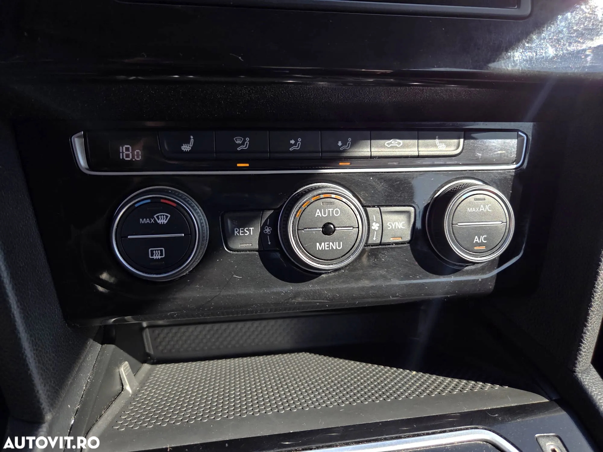Volkswagen Passat 2.0 TDI DSG Comfortline - 17