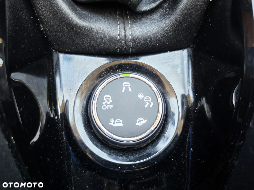 Peugeot 2008 1.6 VTi Allure - 22