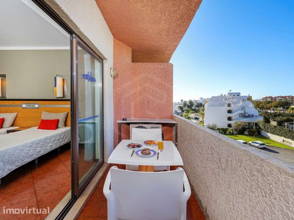 Apartamento turístico T0 com varanda em Albufeira, Algarve - Grande imagem: 2/9