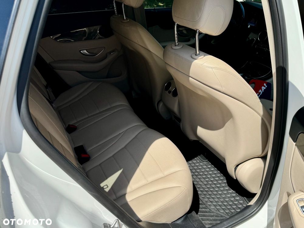 Mercedes-Benz GLC - 8
