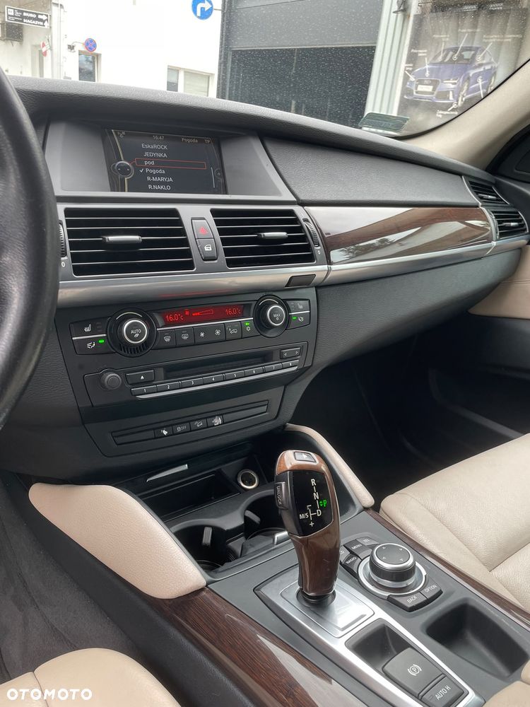 BMW X6 - 11