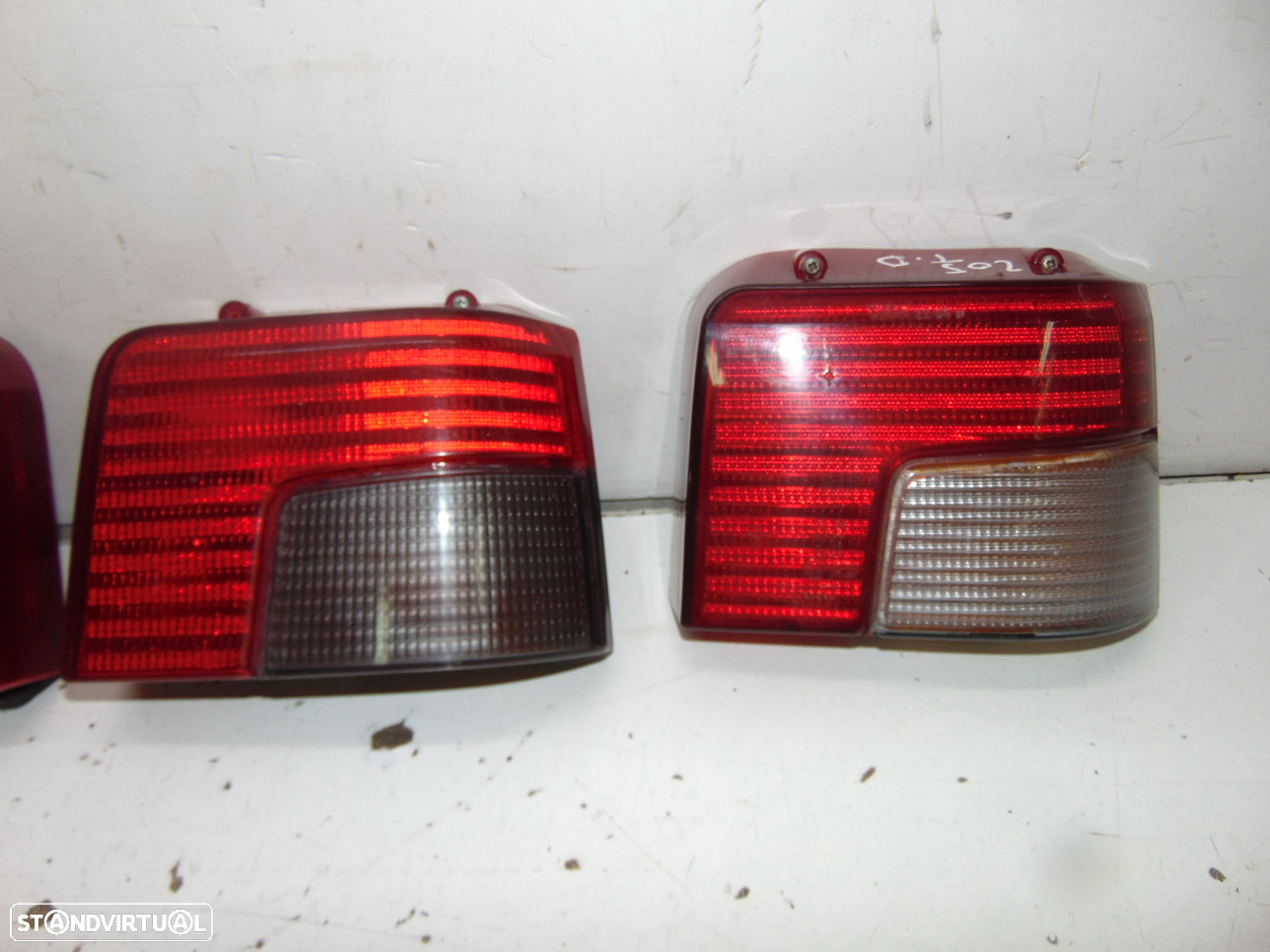 Peugeot 205 farolins - 4