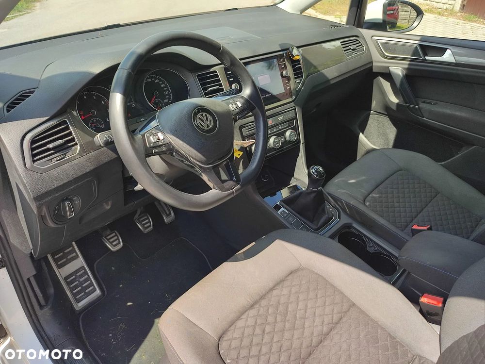 Volkswagen Golf Sportsvan SV 1.0 TSI Comfortline - 23