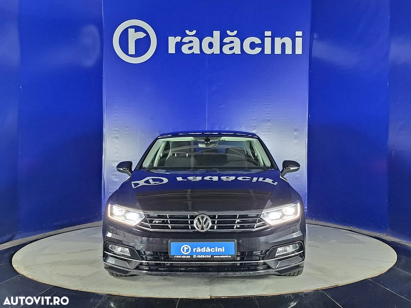 Volkswagen Passat - 8