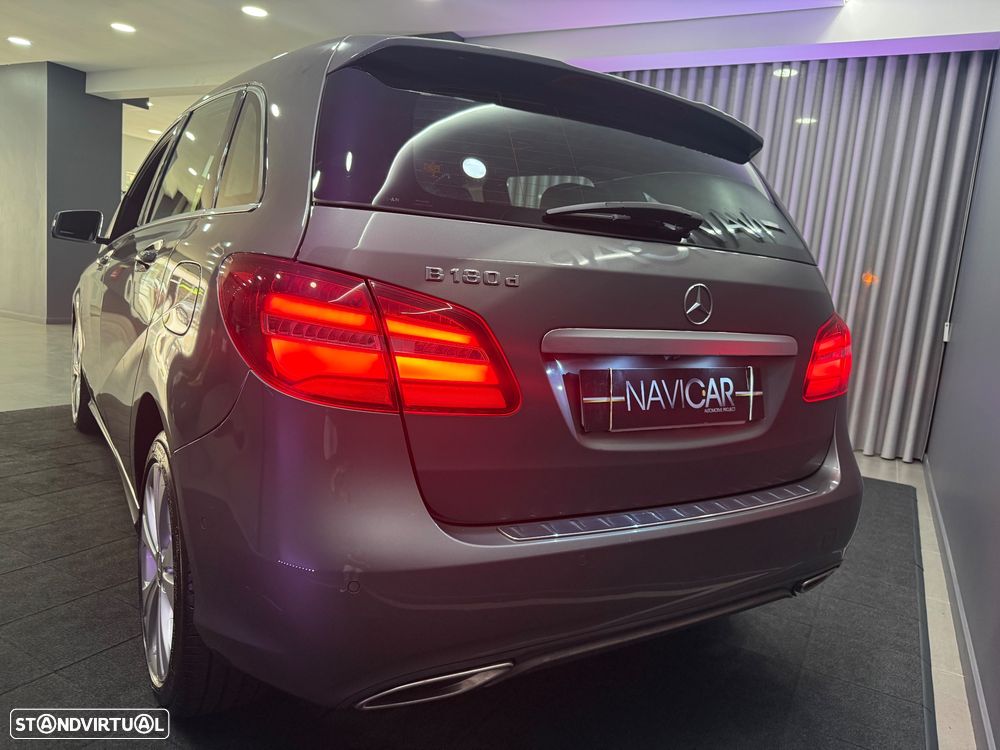 Mercedes-Benz B 180 (CDI) d 7G-DCT Urban — fotografia 7