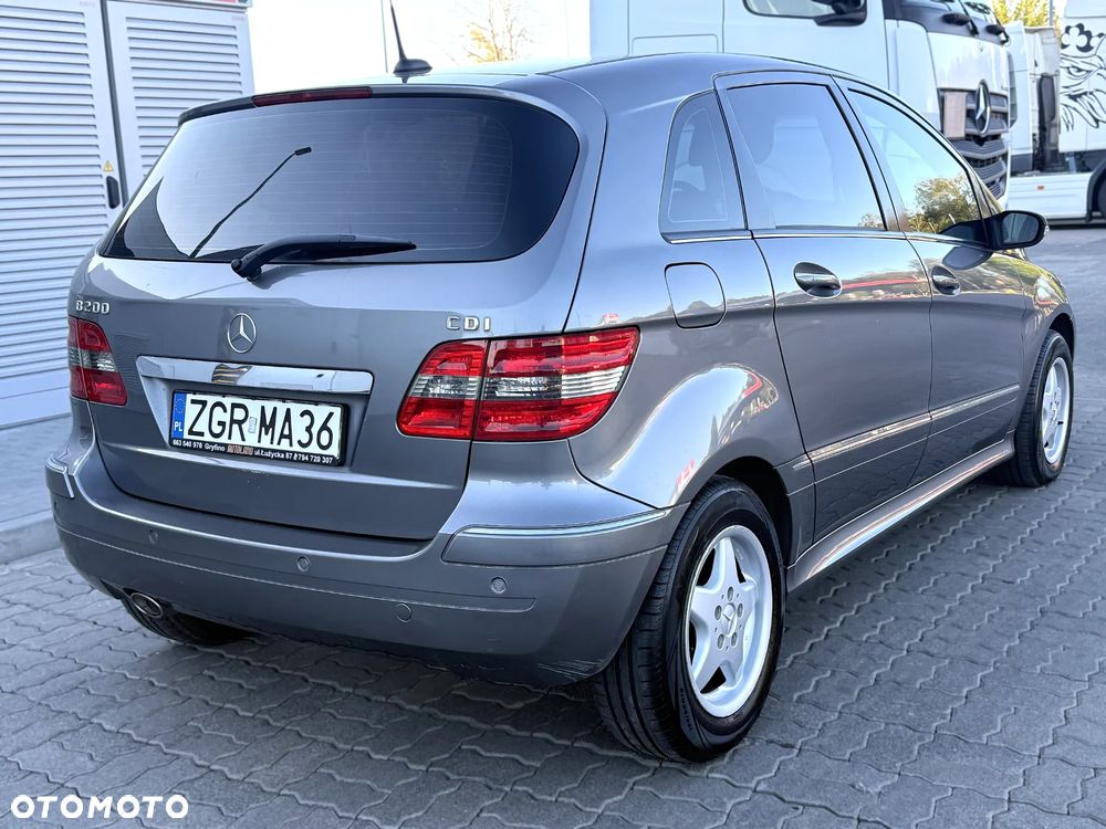 Mercedes-Benz Klasa B - 2