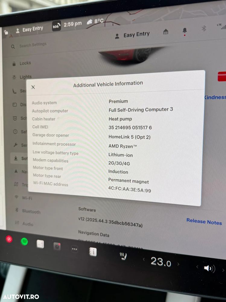 Tesla Model Y AWD Long Range - 10
