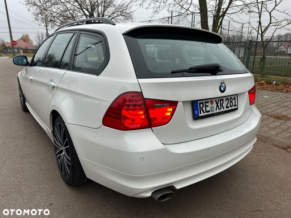 BMW Seria 3 320d - 10