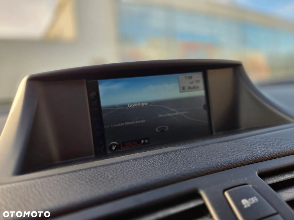 BMW Seria 1 118i Edition Sport - 22