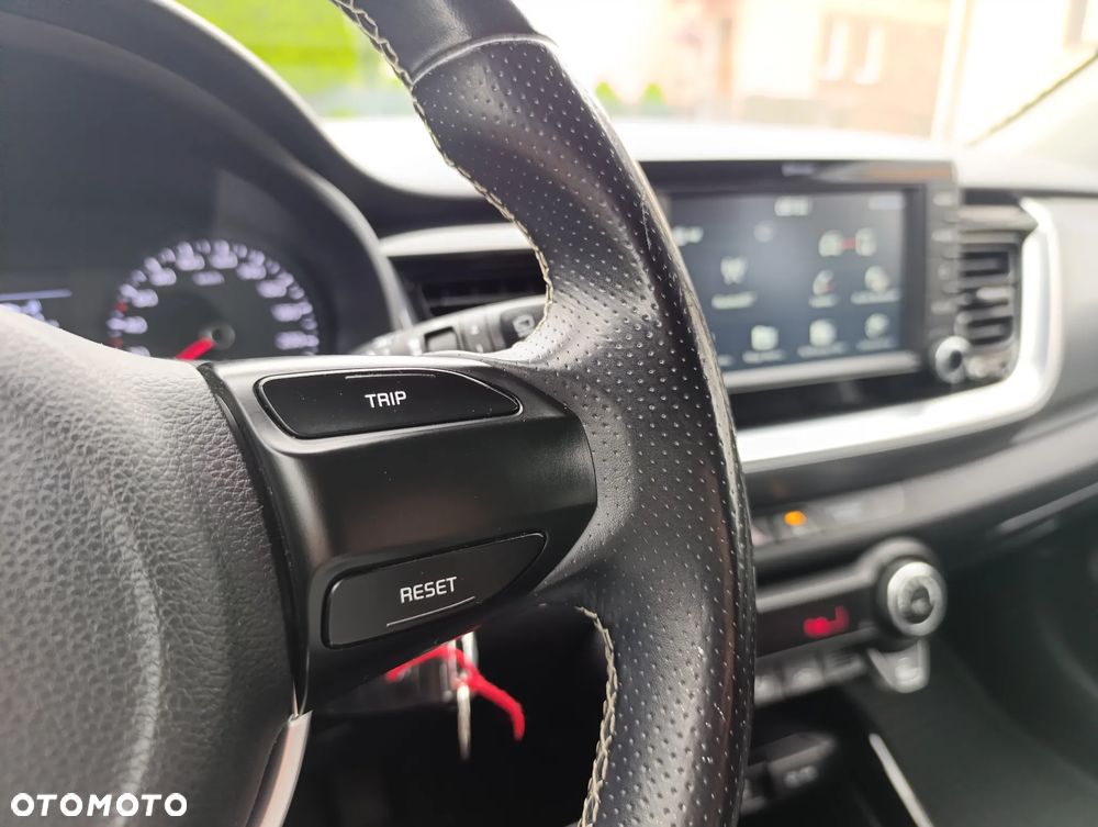Kia Stonic 1.4 L - 29