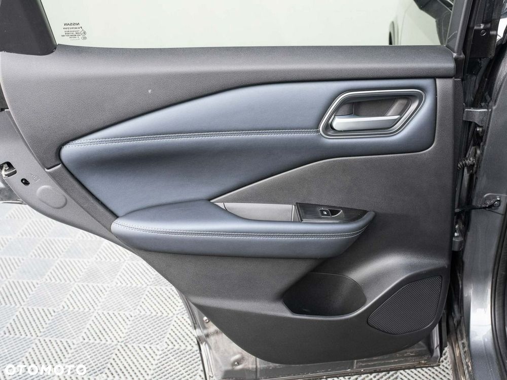 Nissan Qashqai 1.3 DIG-T MHEV Xtronic Tekna - 27