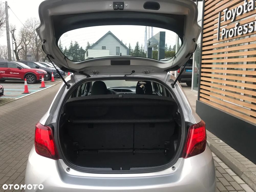 Toyota Yaris 1.0 Active EU6 - 7