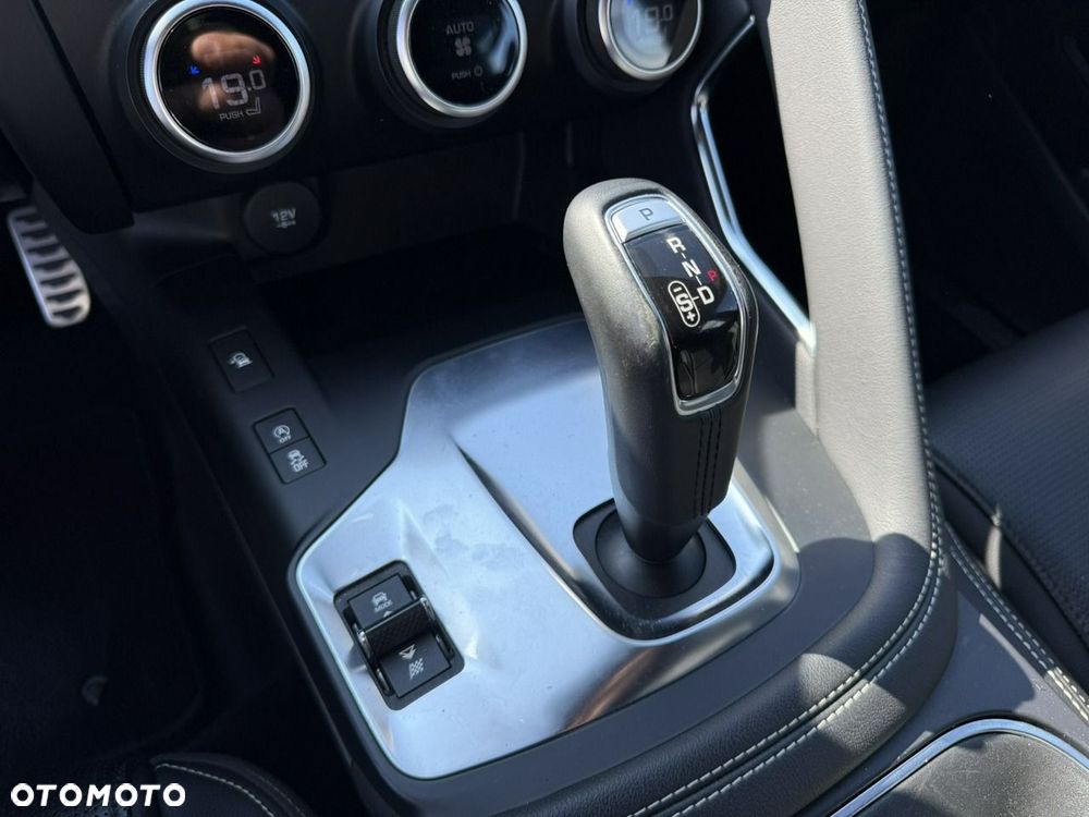 Jaguar E-Pace - 8