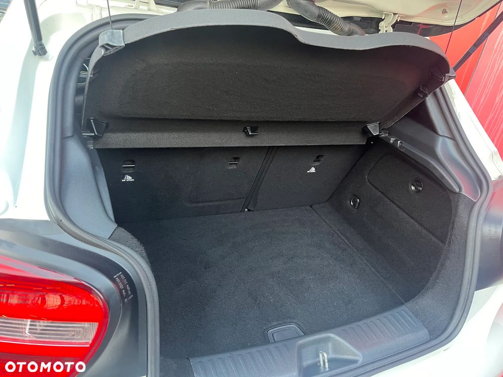 Mercedes-Benz Klasa A 180 AMG Line - 21