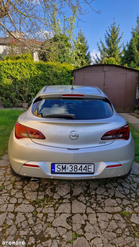 Opel Astra 1.6 Turbo Innovation - 3