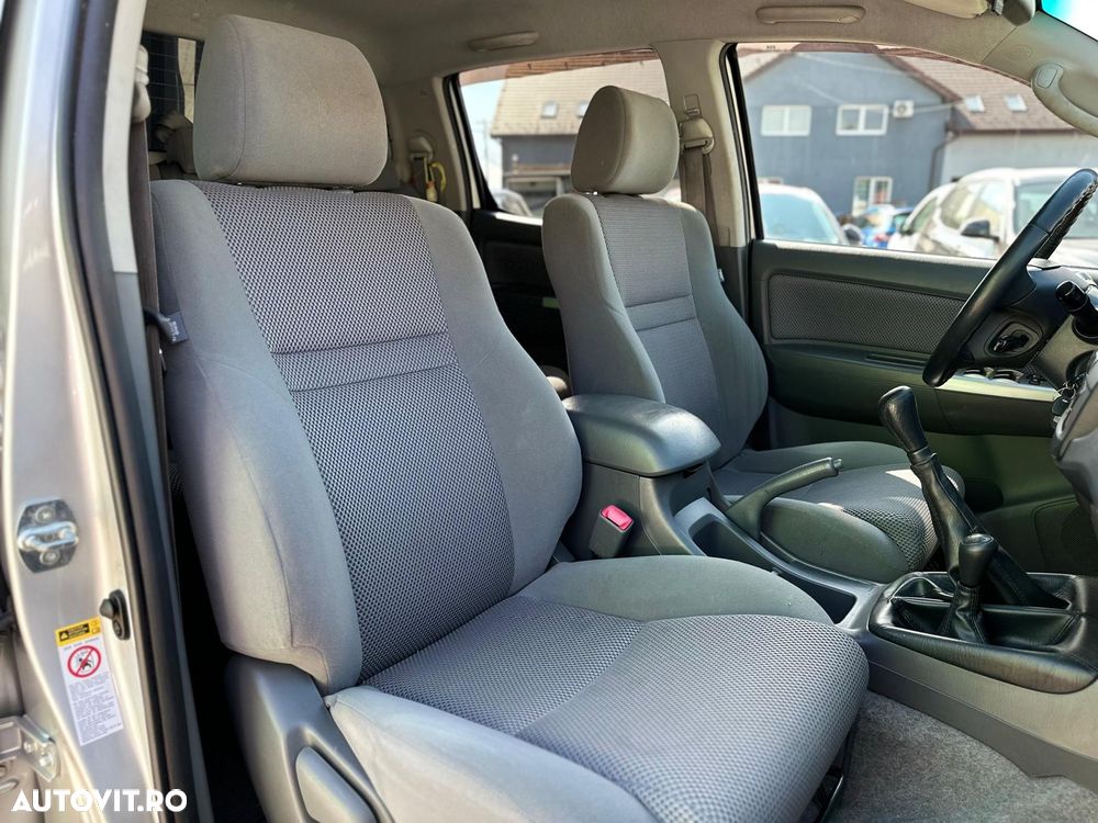 Toyota Hilux - 28