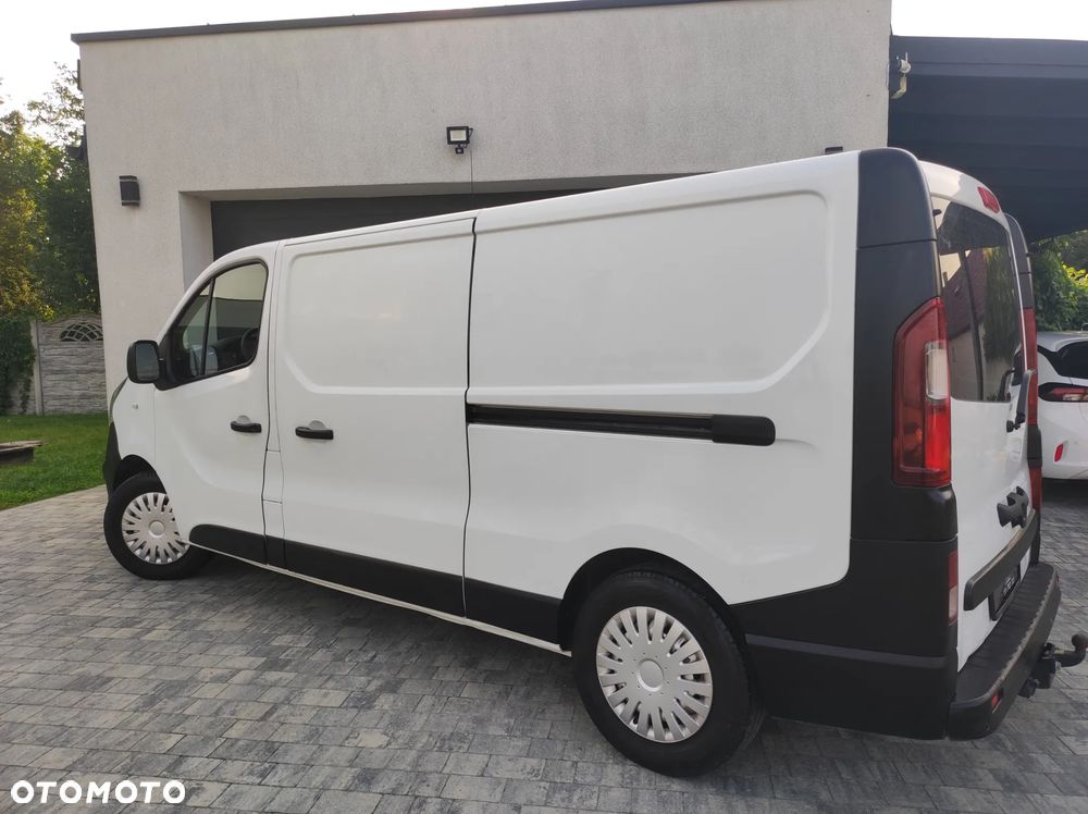Opel vivaro - 31